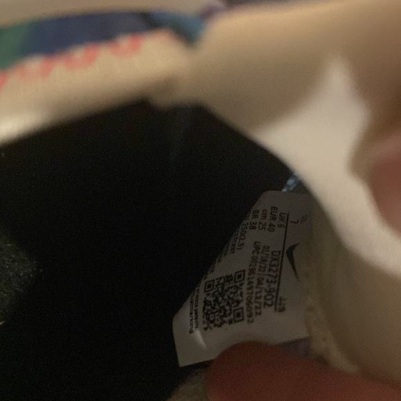 Air Kukini Multi-Color/White-Off Noir Dx3273-902 Men's size 7 - Picture 4 of 4